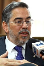 Rector Juan Manuel Zolezzi